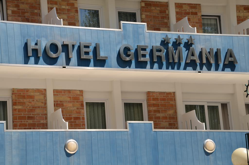 Hotel Germania Bibione Exterior foto